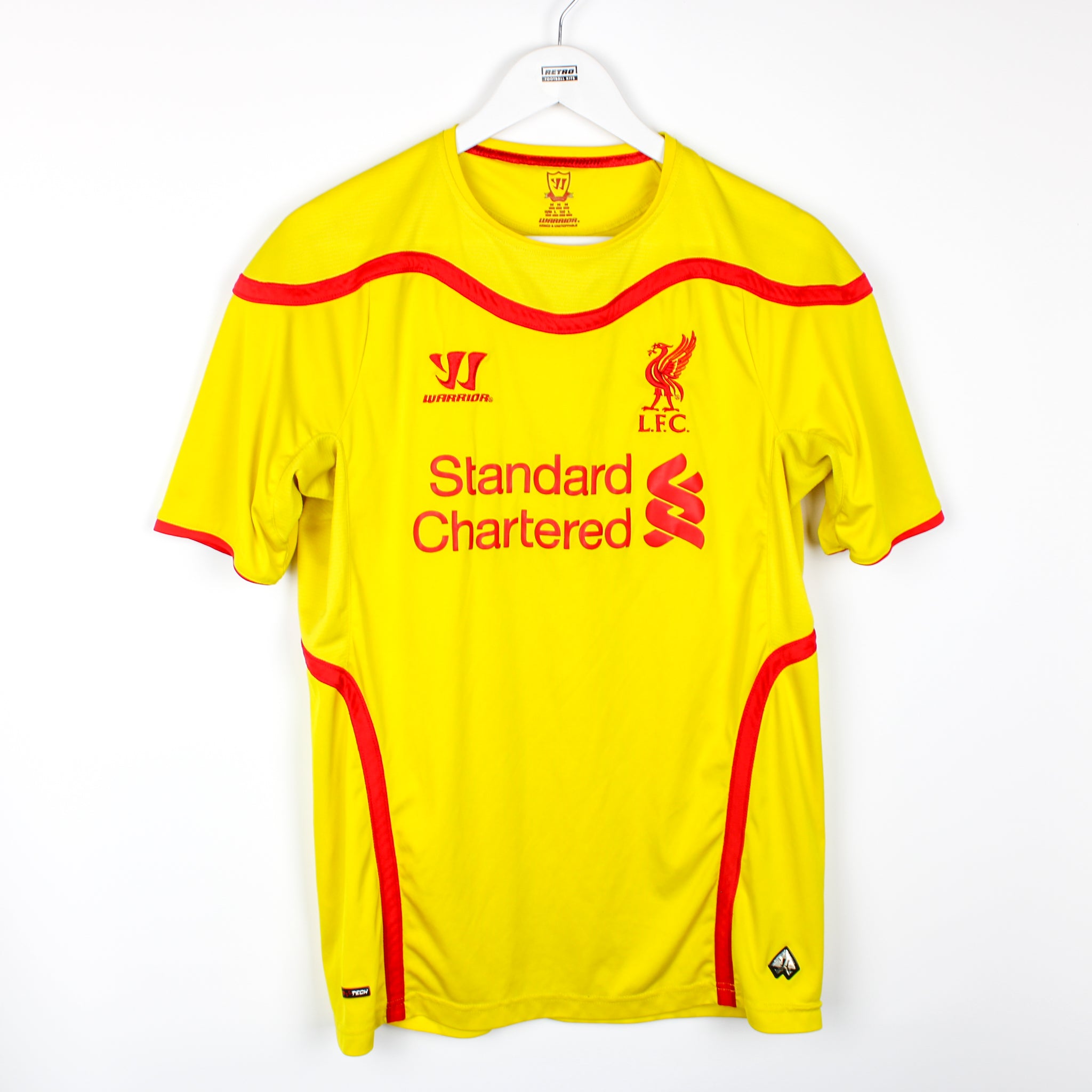 Liverpool jersey pink online