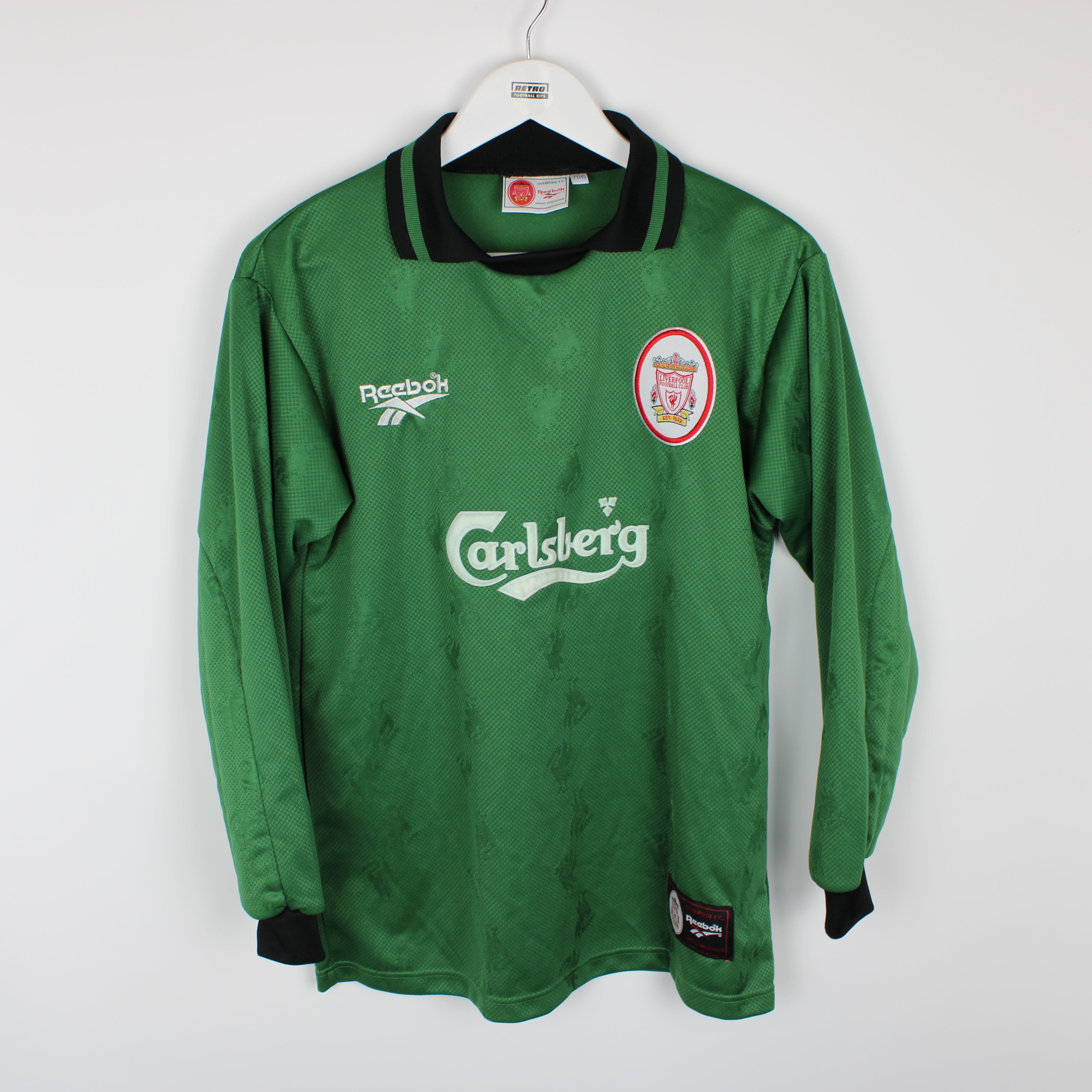 Liverpool gk home kit deals